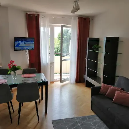Sloneczny Apartament Bluszczanska Apartment *